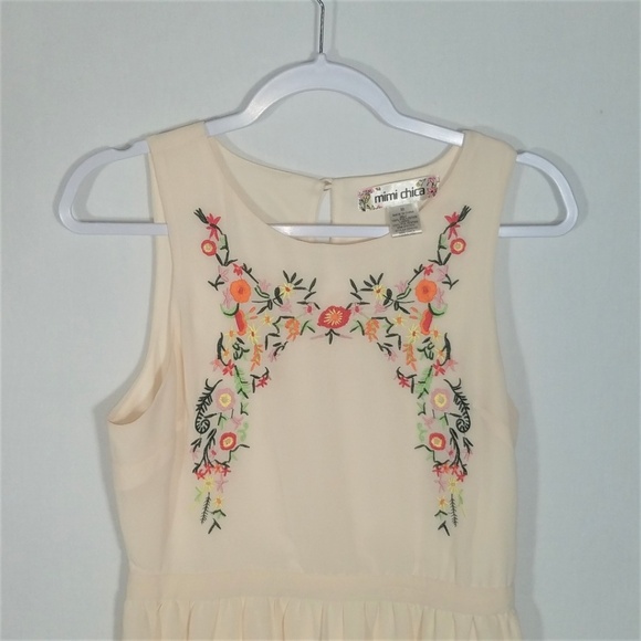 Mimi Chica A line Party Dress Creme Size M Embroidered - Picture 2 of 8